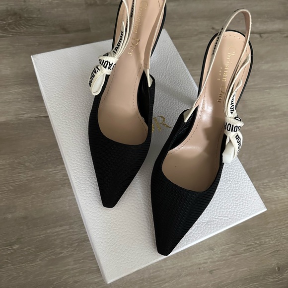 WORN ONCE..box and dust bag included - Picture 3 of 5